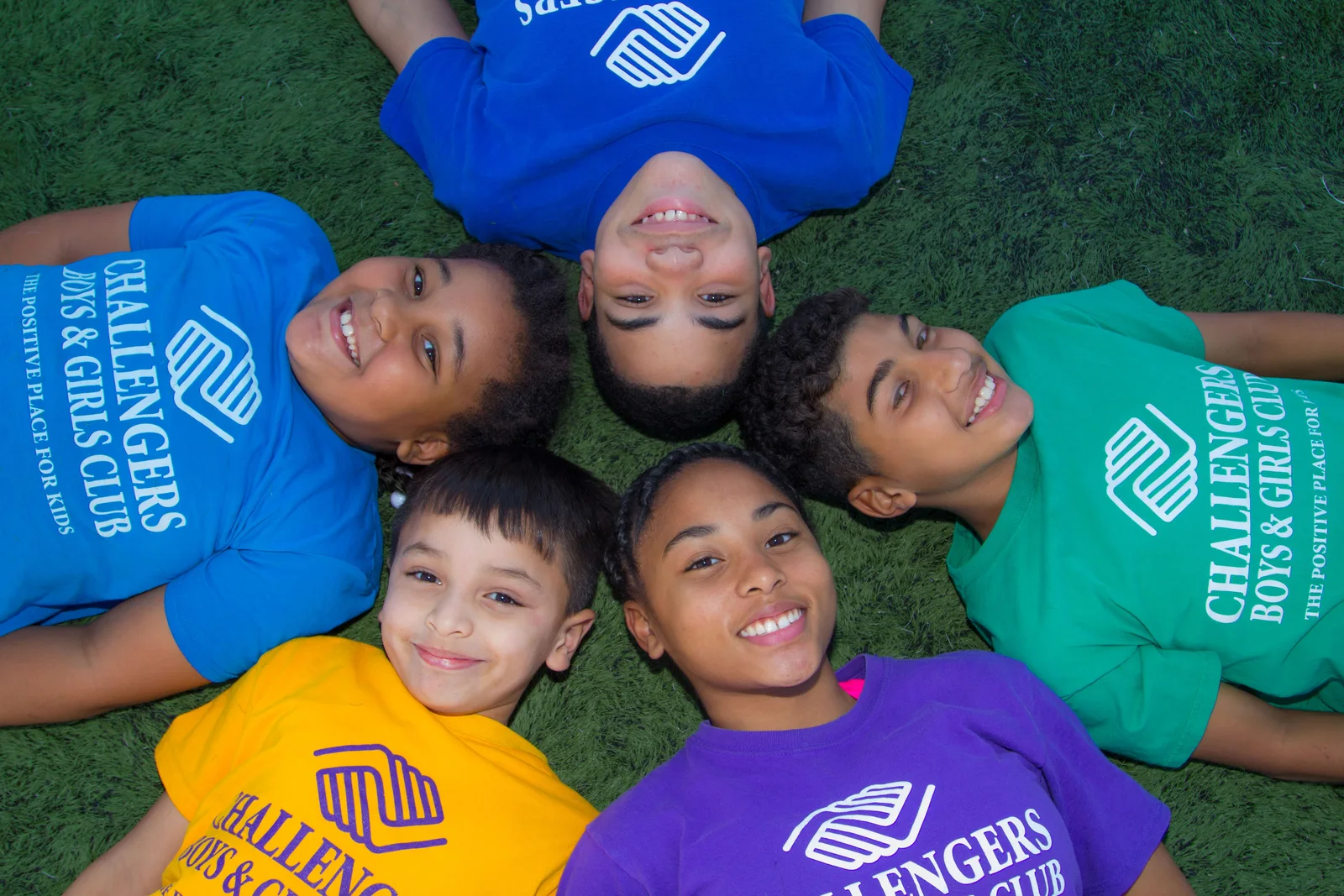 Group of children photographed by LovelaceMedia